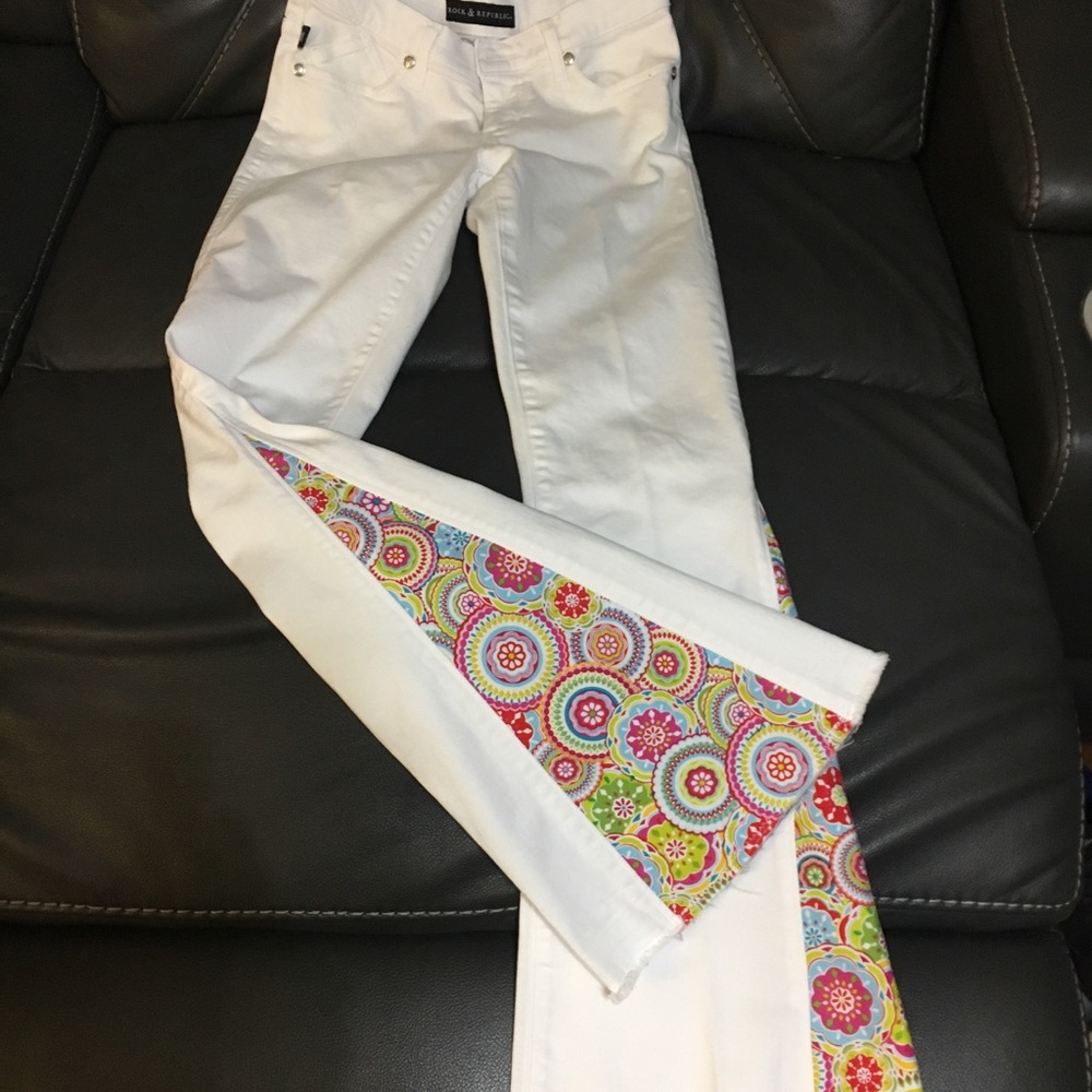 I can Customize - Picture 2 of 5